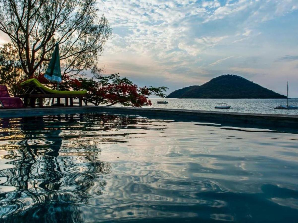 Thumbi View Lodge Cape Maclear Eksteriør bilde